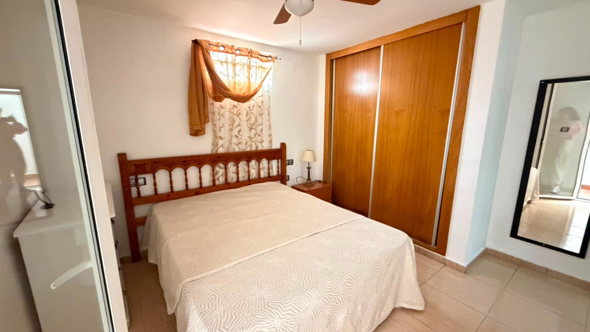 Lägenhet i Torrevieja, Alicante, Spanien 2 sovrum, 72 kvm. Nr. 183060