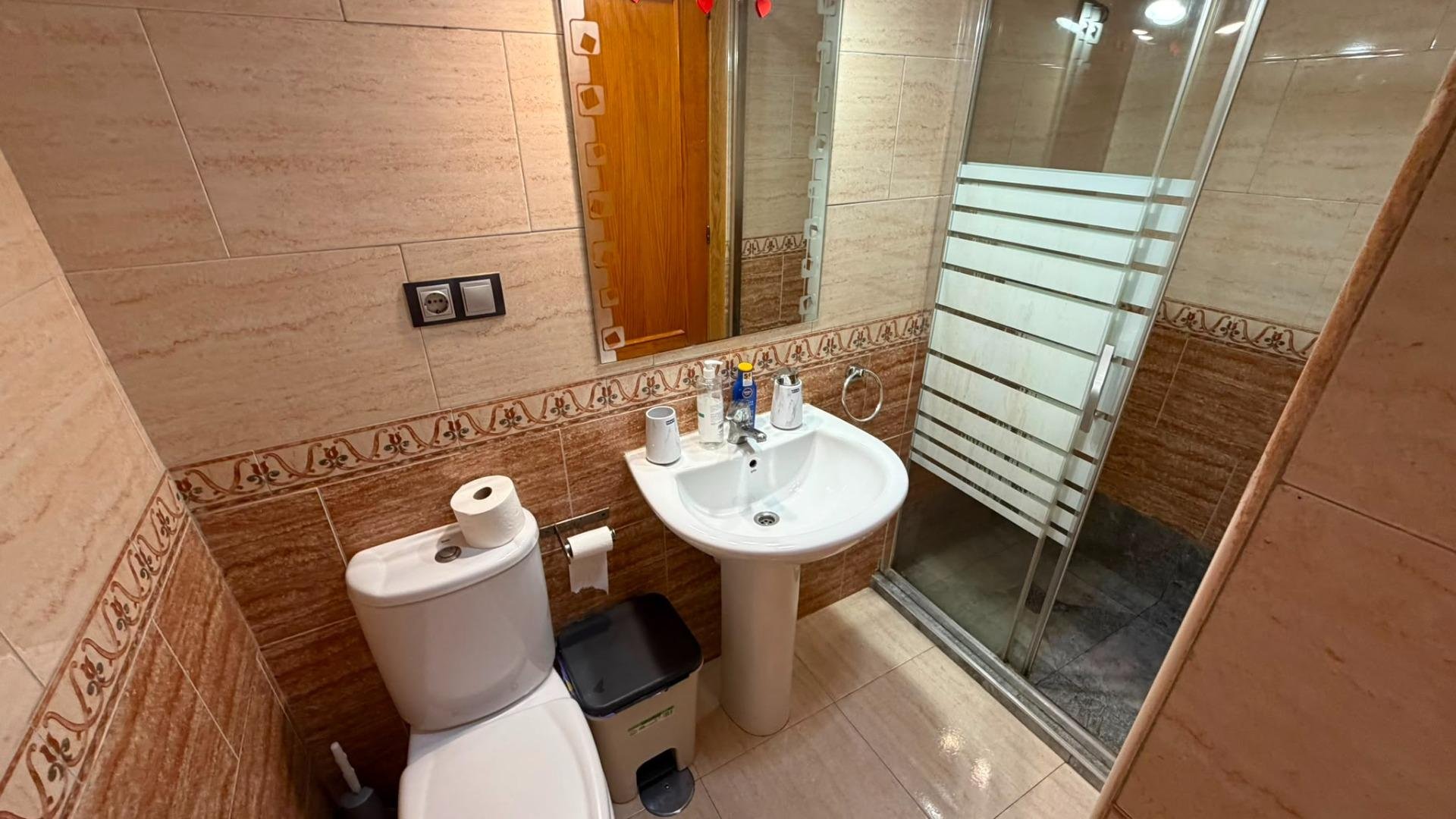 Lägenhet i Torrevieja, Alicante, Spanien 2 sovrum, 72 kvm. Nr. 183060