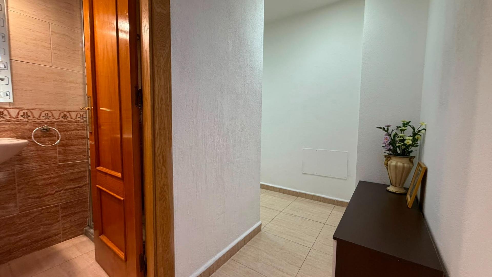 Lägenhet i Torrevieja, Alicante, Spanien 2 sovrum, 72 kvm. Nr. 183060