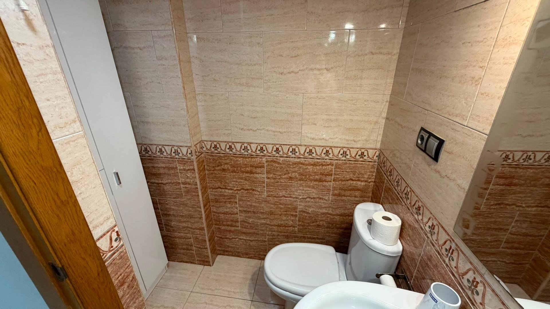 Lägenhet i Torrevieja, Alicante, Spanien 2 sovrum, 72 kvm. Nr. 183060