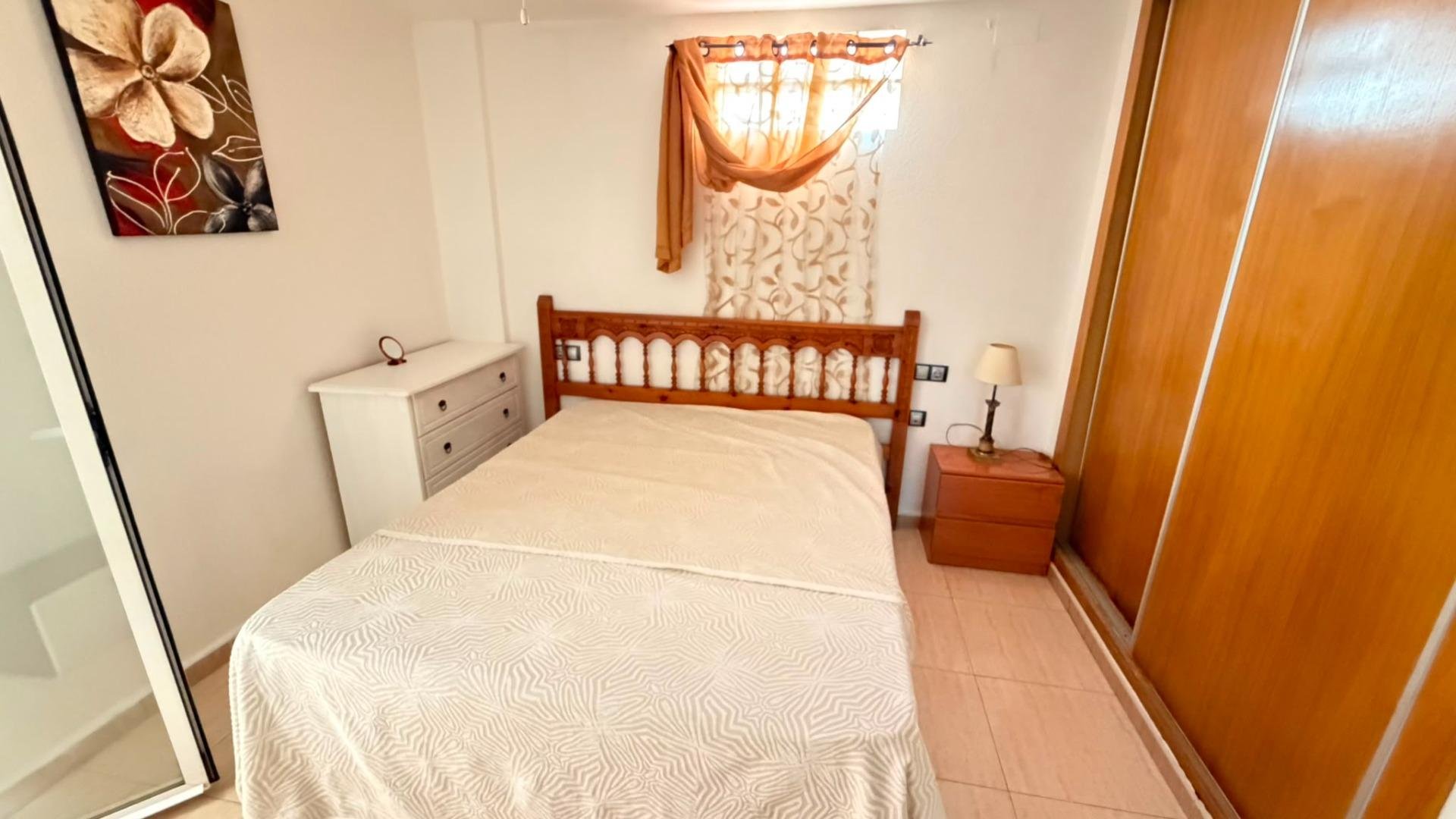 Lägenhet i Torrevieja, Alicante, Spanien 2 sovrum, 72 kvm. Nr. 183060
