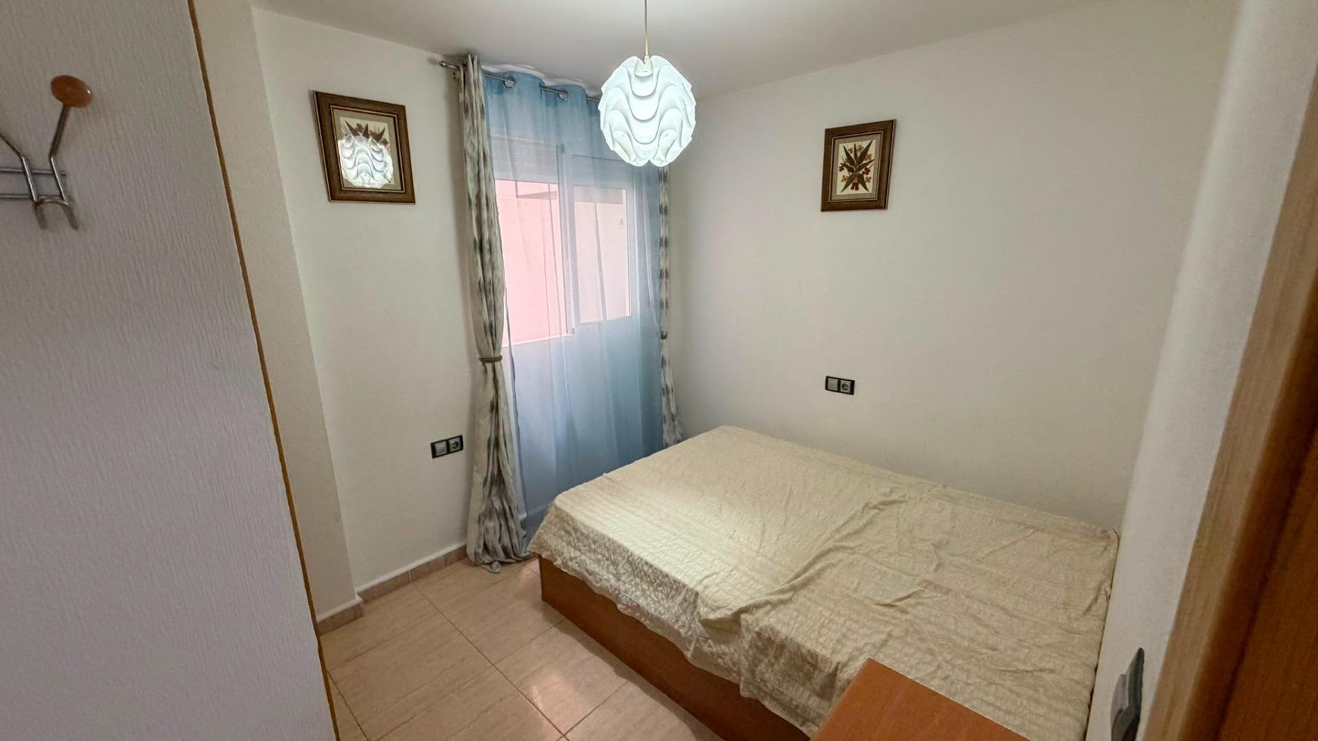 Lägenhet i Torrevieja, Alicante, Spanien 2 sovrum, 72 kvm. Nr. 183060