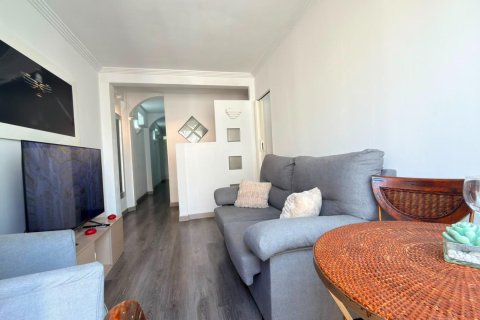 Квартира в Аликанте, Испания 2 спальни, 65м2 №183058