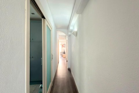 Продажа квартиры в Аликанте, Испания 2 спальни, 65м2 №183058 - фото 24
