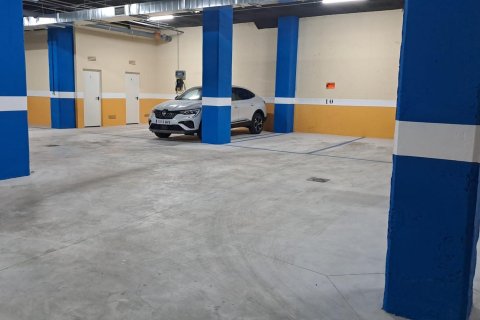 Garage till salu i Torrevieja, Alicante, Spanien 23 kvm. Nr. 183059 - foto 5