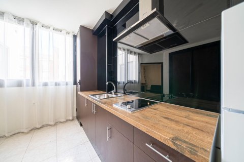 Аренда квартиры в Аликанте, Испания 2 спальни, 85м2 №165448 - фото 4