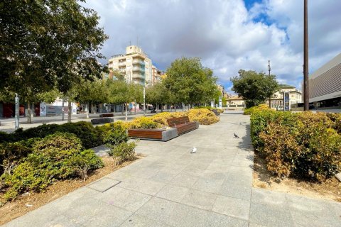 Аренда квартиры в Аликанте, Испания 2 спальни, 85м2 №165448 - фото 12