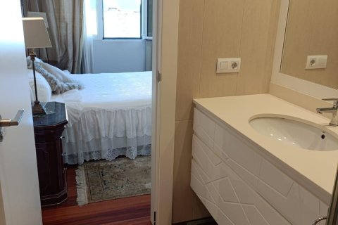 Apartment for sale in Alicante, Spain 2 bedrooms, 85 sq.m. No. 165446 - photo 22