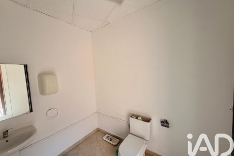 Propiedad comercial en venta en Castellar del Vallès, Barcelona, España 167 m2 No. 193526 - foto 12