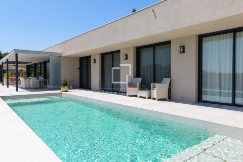 Villa for sale in Sant Vicenc De Montalt, Barcelona, Spain 3 bedrooms, 258 sq.m. No. 193666 - photo 15