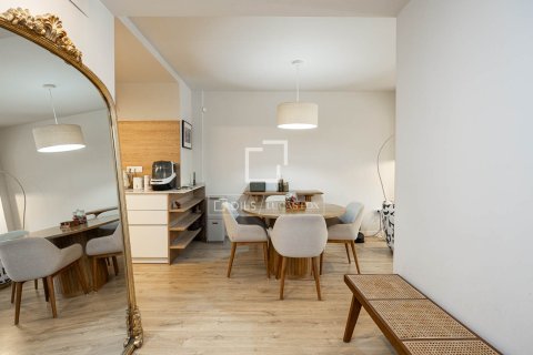 Apartament w Barcelona, Hiszpania 3 sypialnie, 95 mkw. nr 193667 – zdjęcie 19