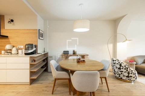 Apartament w Barcelona, Hiszpania 3 sypialnie, 95 mkw. nr 193667 – zdjęcie 20