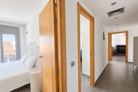 Продажа квартиры в Бланес, Герона, Испания 2 спальни, 89м2 №193594 - фото 14