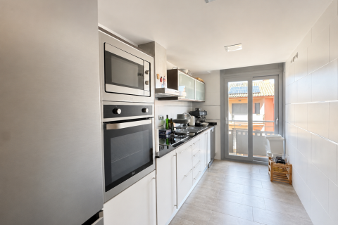 Продажа квартиры в Бланес, Герона, Испания 2 спальни, 89м2 №193594 - фото 10
