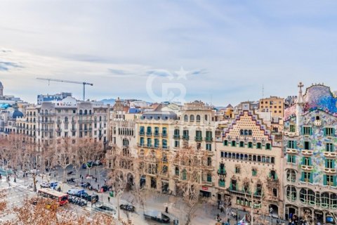 Apartment à vendre à Barcelona, Espagne, 3 chambres, 221 m2 No. 159789 - photo 8