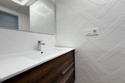 Продажа квартиры в Торревьеха, Аликанте, Испания 2 спальни, 103м2 №148679 - фото 30