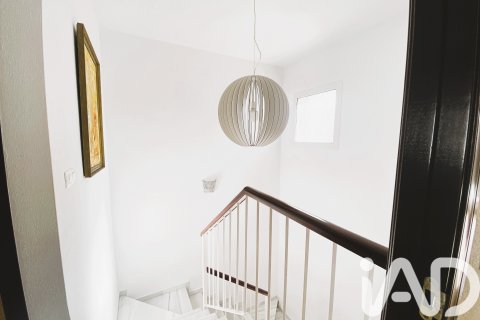 Kaupunkipientalo myytävänä Chiclana de la Frontera, Cadiz, Espanja, 4 makuuhuonetta, 125 m2 No. 152545 - kuva 23