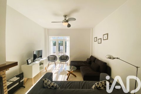 Kaupunkipientalo myytävänä Chiclana de la Frontera, Cadiz, Espanja, 4 makuuhuonetta, 125 m2 No. 152545 - kuva 11