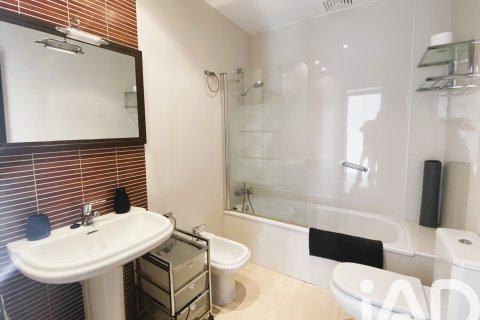 Kaupunkipientalo myytävänä Chiclana de la Frontera, Cadiz, Espanja, 4 makuuhuonetta, 125 m2 No. 152545 - kuva 24