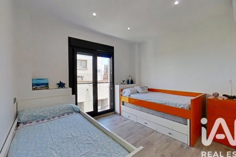 Talo myytävänä Sant Carles De La Rapita, Tarragona, Espanja, 2 makuuhuonetta, 105 m2 No. 152546 - kuva 9