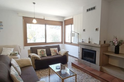 Talo myytävänä L'Ametlla de Mar, Tarragona, Espanja, 3 makuuhuonetta, 196 m2 No. 152550 - kuva 5