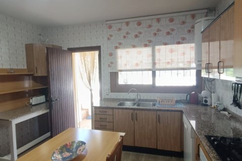 Talo myytävänä L'Ametlla de Mar, Tarragona, Espanja, 3 makuuhuonetta, 196 m2 No. 152550 - kuva 8