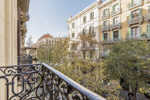 Lägenhet till salu i Barcelona, Spanien 4 sovrum, 200 kvm. Nr. 150814 - foto 9