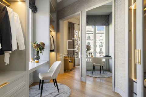 Apartament w Barcelona, Hiszpania 3 sypialnie, 161 mkw. nr 150812 – zdjęcie 11