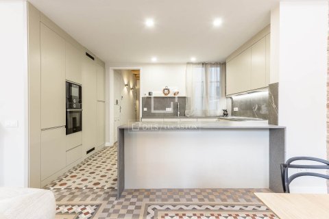 Apartament w Barcelona, Hiszpania 3 sypialnie, 128 mkw. nr 150817 – zdjęcie 13