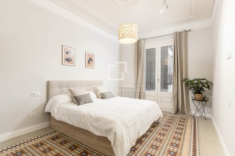 Apartament w Barcelona, Hiszpania 3 sypialnie, 128 mkw. nr 150817 – zdjęcie 20