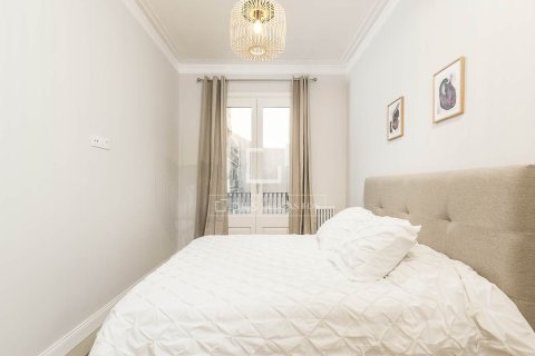 Apartament w Barcelona, Hiszpania 3 sypialnie, 128 mkw. nr 150817 – zdjęcie 28