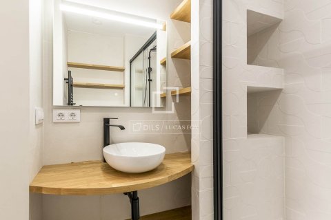 Apartament w Barcelona, Hiszpania 3 sypialnie, 128 mkw. nr 150817 – zdjęcie 24