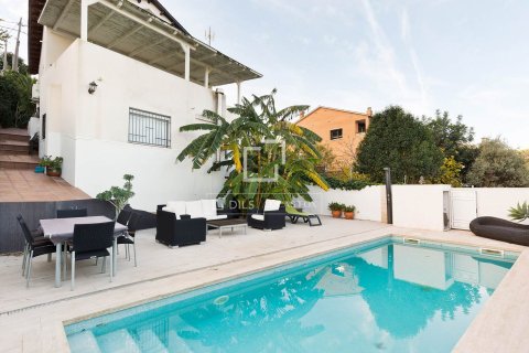 Villa Castelldefels, Barcelona, Spānijā 4 istabas, 245 m2 Nr. 150816
