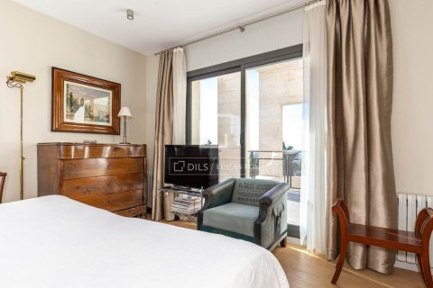 Villa for sale in Esplugues de Llobregat, Barcelona, Spain 5 bedrooms, 451 sq.m. No. 150815 - photo 27