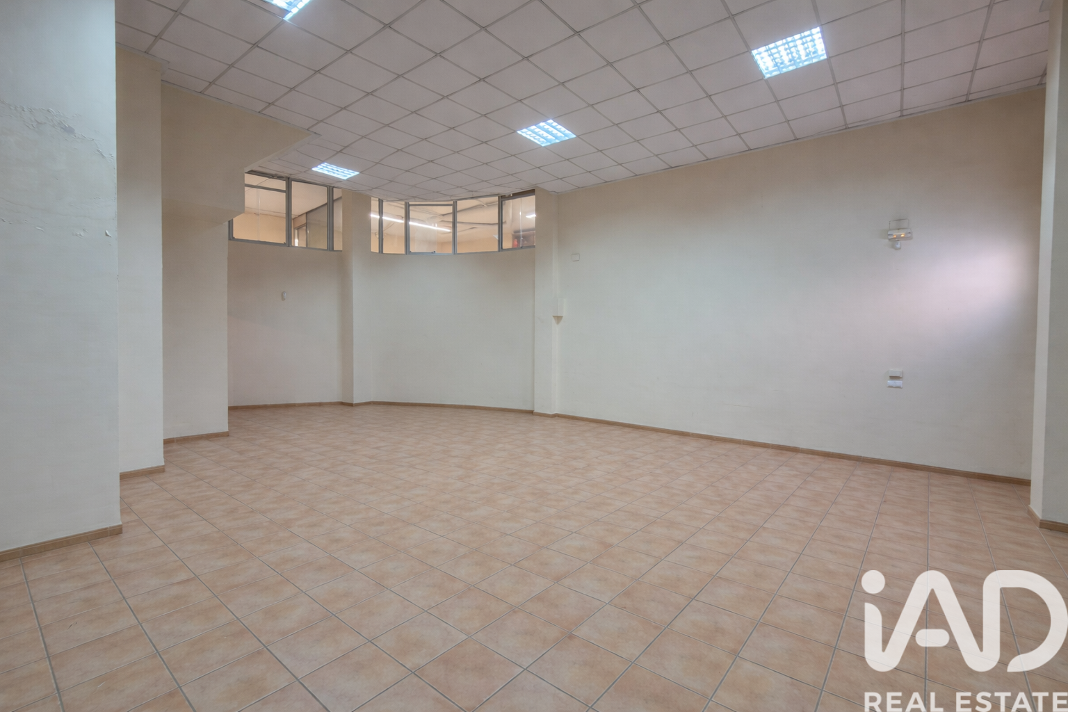 Propiedad comercial en Onda, Castellón, España 2 dormitorios, 155 m2 No. 184935
