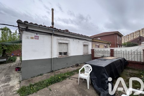 Продажа квартиры в Сан Андрес дель Рабанедо, Леон, Испания 2 спальни, 56м2 №184936 - фото 3
