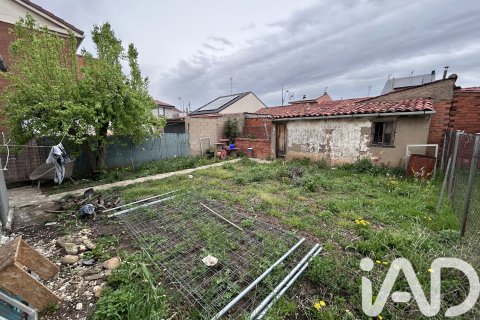 Продажа квартиры в Сан Андрес дель Рабанедо, Леон, Испания 2 спальни, 56м2 №184936 - фото 7