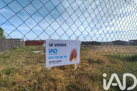 Tontti myytävänä Pelabravo, Salamanca, Espanja , 350 m2 No. 184931 - kuva 3