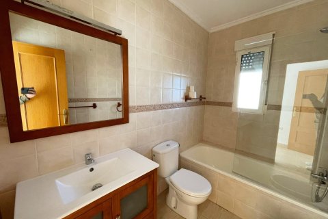 Villa for sale in Ciudad Quesada, Alicante, Spain 3 bedrooms, 89 sq.m. No. 193630 - photo 12