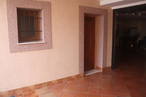 Townhouse for sale in Torrevieja, Alicante, Spain 2 bedrooms, 225 sq.m. No. 156300 - photo 11