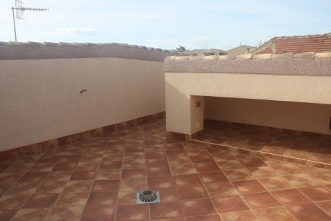 Townhouse for sale in Torrevieja, Alicante, Spain 2 bedrooms, 225 sq.m. No. 156300 - photo 7