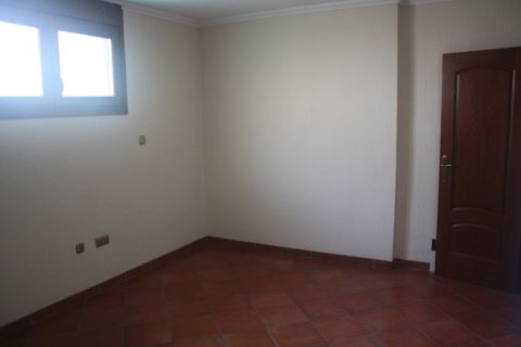 Townhouse for sale in Torrevieja, Alicante, Spain 2 bedrooms, 225 sq.m. No. 156300 - photo 20