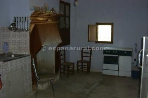 House for sale in Albox, Almeria, Spain 4 bedrooms, 300 sq.m. No. 184184 - photo 3