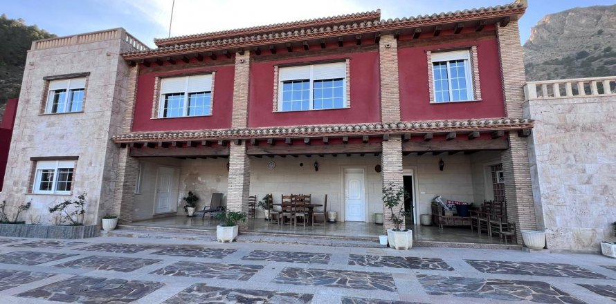 Villa Raiguero de Bonanza, Alicante, Spain 4 bedrooms, 376 sq.m. No. 115919