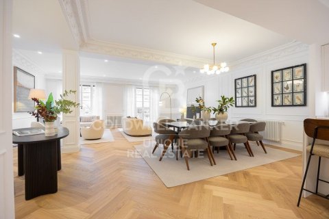 Wohnung zum Verkauf in Madrid, Spanien 4 Schlafzimmer, 243 m2 Nr. 158496 - Foto 7