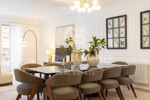 Wohnung zum Verkauf in Madrid, Spanien 4 Schlafzimmer, 243 m2 Nr. 158496 - Foto 8