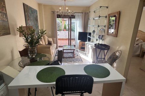 Lägenhet till salu i Estepona, Malaga, Spanien 1 sovrum, 55 kvm. Nr. 146481 - foto 12