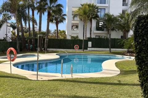 Lägenhet till salu i Estepona, Malaga, Spanien 1 sovrum, 55 kvm. Nr. 146481 - foto 1