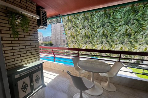 Apartment à louer à Alicante, Espagne, 1 chambre, 70 m2 No. 146480 - photo 16