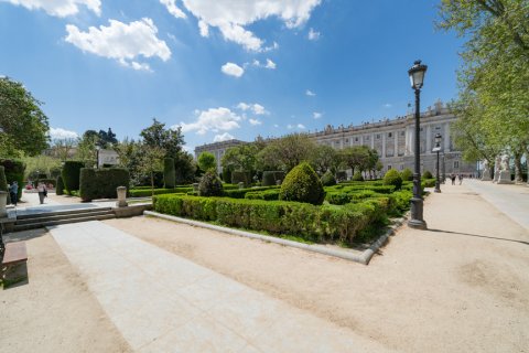 Huoneisto myytävänä Madrid, Espanja, 1 makuuhuone, 98 m2 No. 149888 - kuva 29